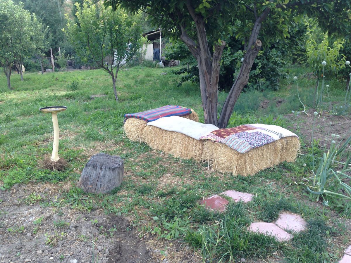 Ashot & Gohar B&B Chʼiva Buitenkant foto
